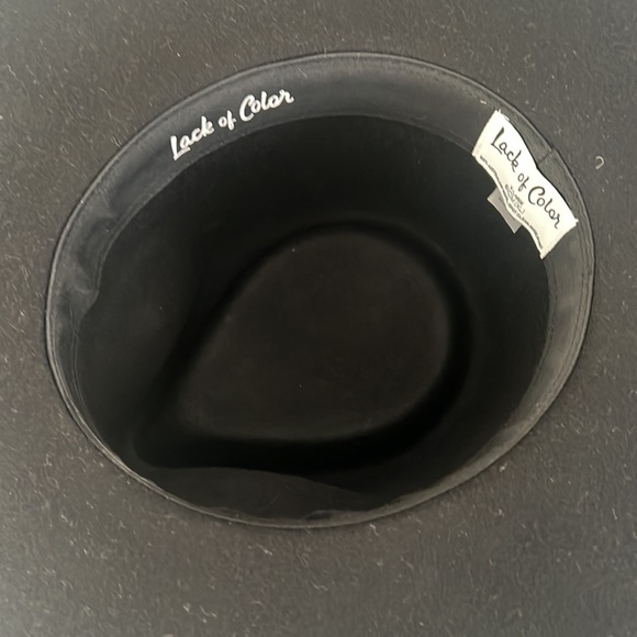 Lack of color XL wide brim hat black velvet worn once - Picture 4 of 5